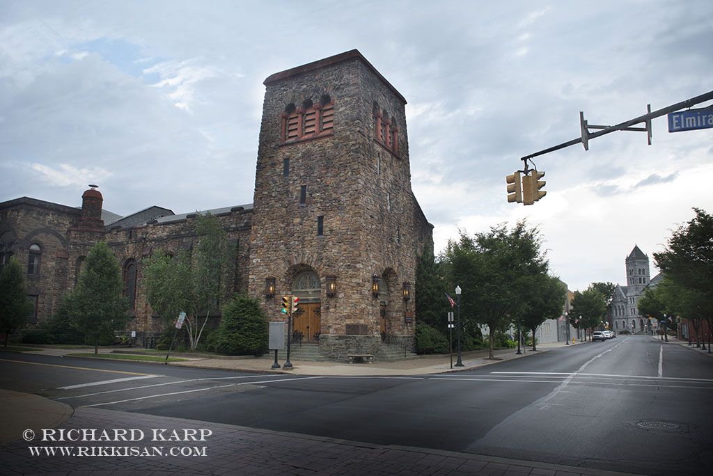 City Alliance Church -  380 West Fourth Street   © Richard Karp