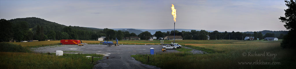 Gas well / flare at Farragut