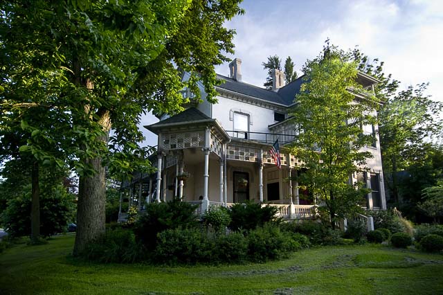 Cochran House.  1005 West Fourth Street       2009.   (c) Richard Karp