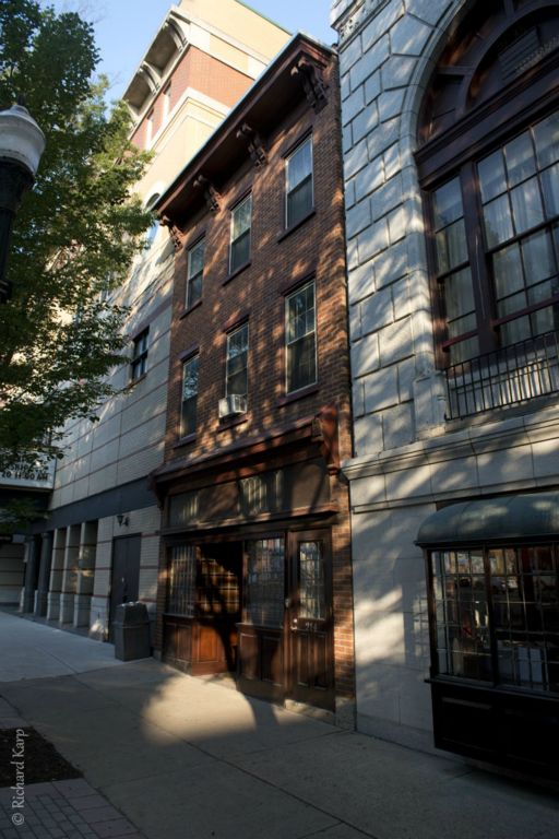 Shire Building (renovated Lux apartments), 214 West Fourth St.     (c) Richard Karp