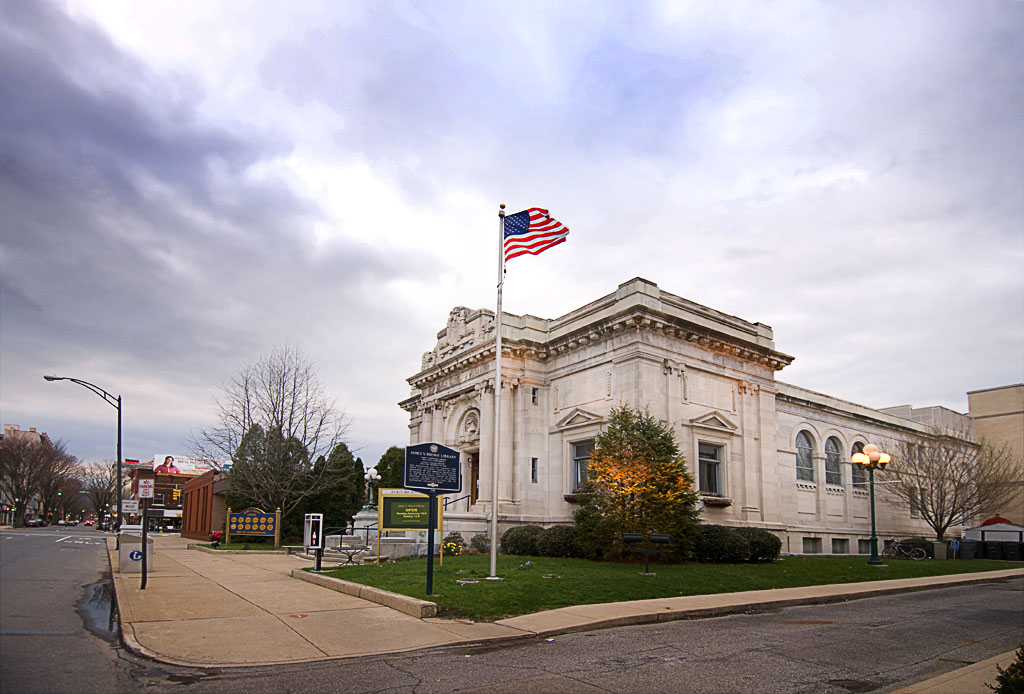 James V Brown Library, 19 East Fourth Street.     (c) Richard Karp