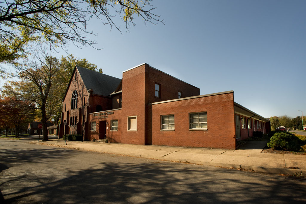 Temple Beth Ha Sholom, Williamsport PA  -- (c) Richard Karp