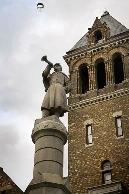 Bugler, Old City Hall, 2009      © Richard Karp