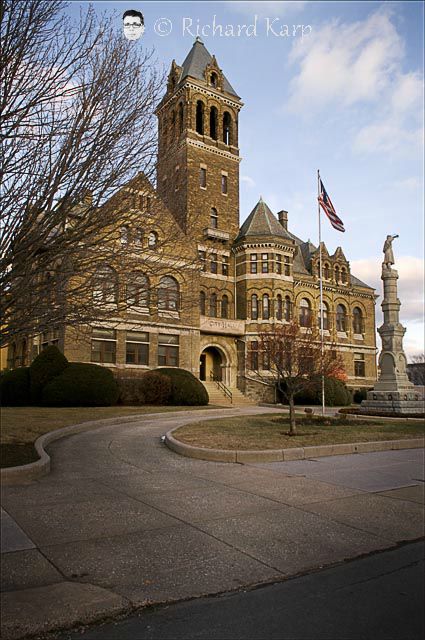 Old City Hall, 2009     © Richard Karp