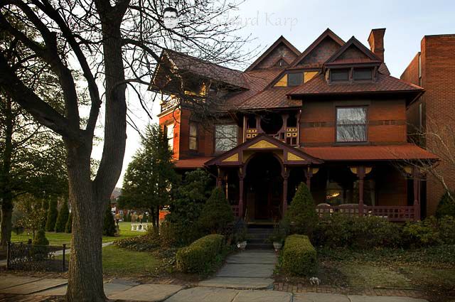 Hiram Rhodes House, 2009     © Richard Karp