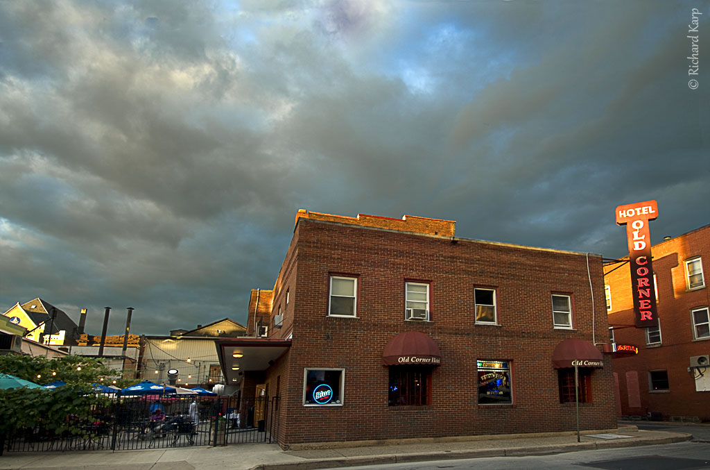 Old Corner Hotel 2009  © Richard Karp