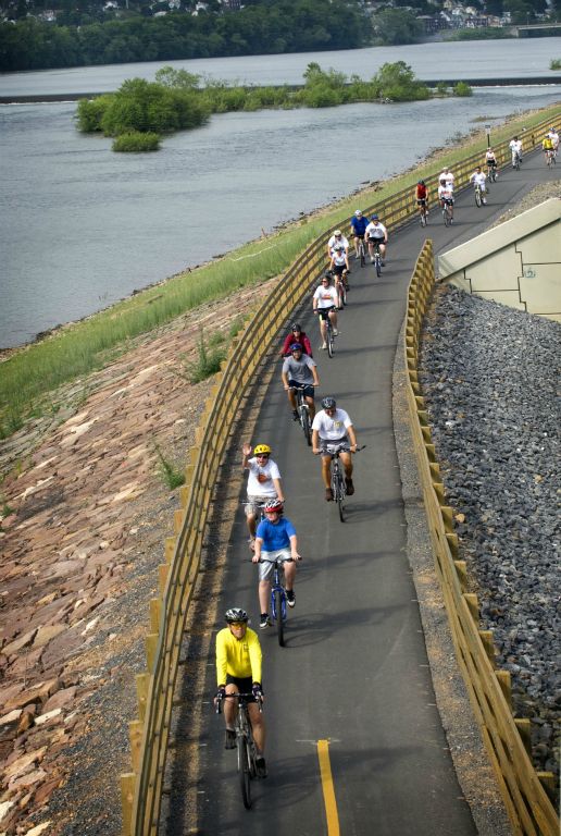 Tour de Bill, River Walk  2010              @ Richard Karp