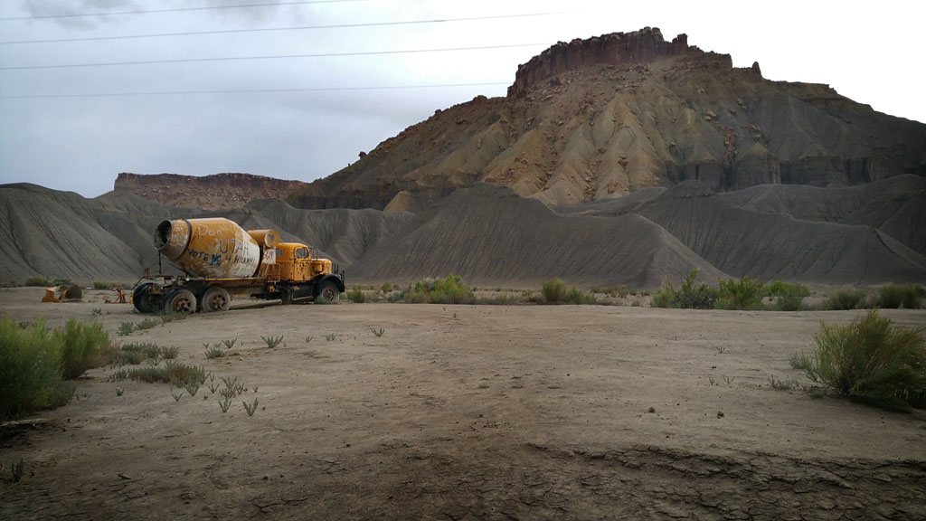 near Luna Mesa Cafe, Torrey UT.    (c) Richard Karp