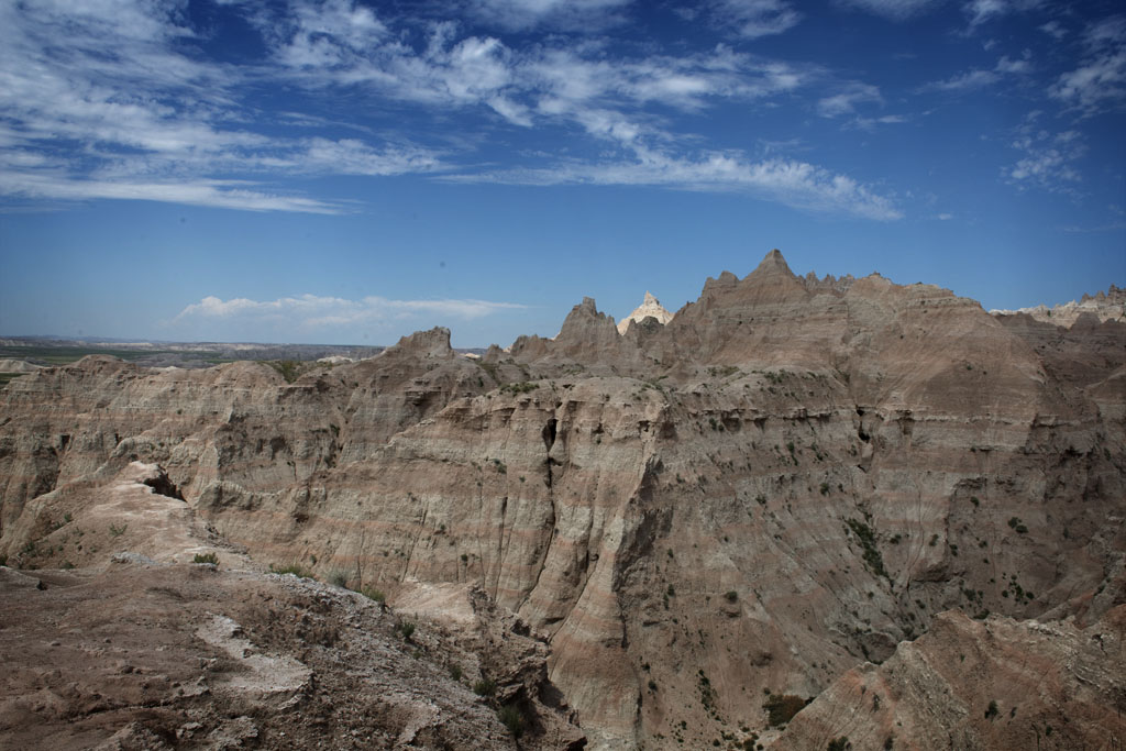 Badllands National Park.     (c) Richard Karp