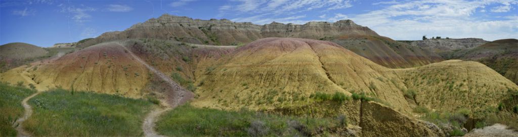 Badllands National Park.     (c) Richard Karp