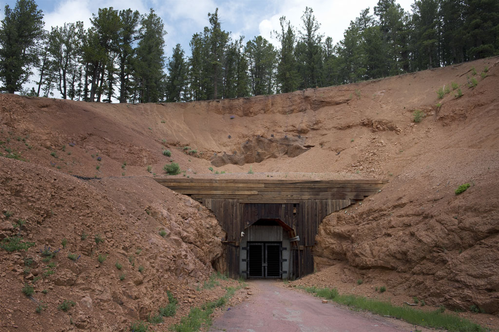 Gold mine, Colorado.       (c) Richard Karp